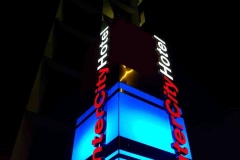 1_img_20181012_225901_452_45320972961_o